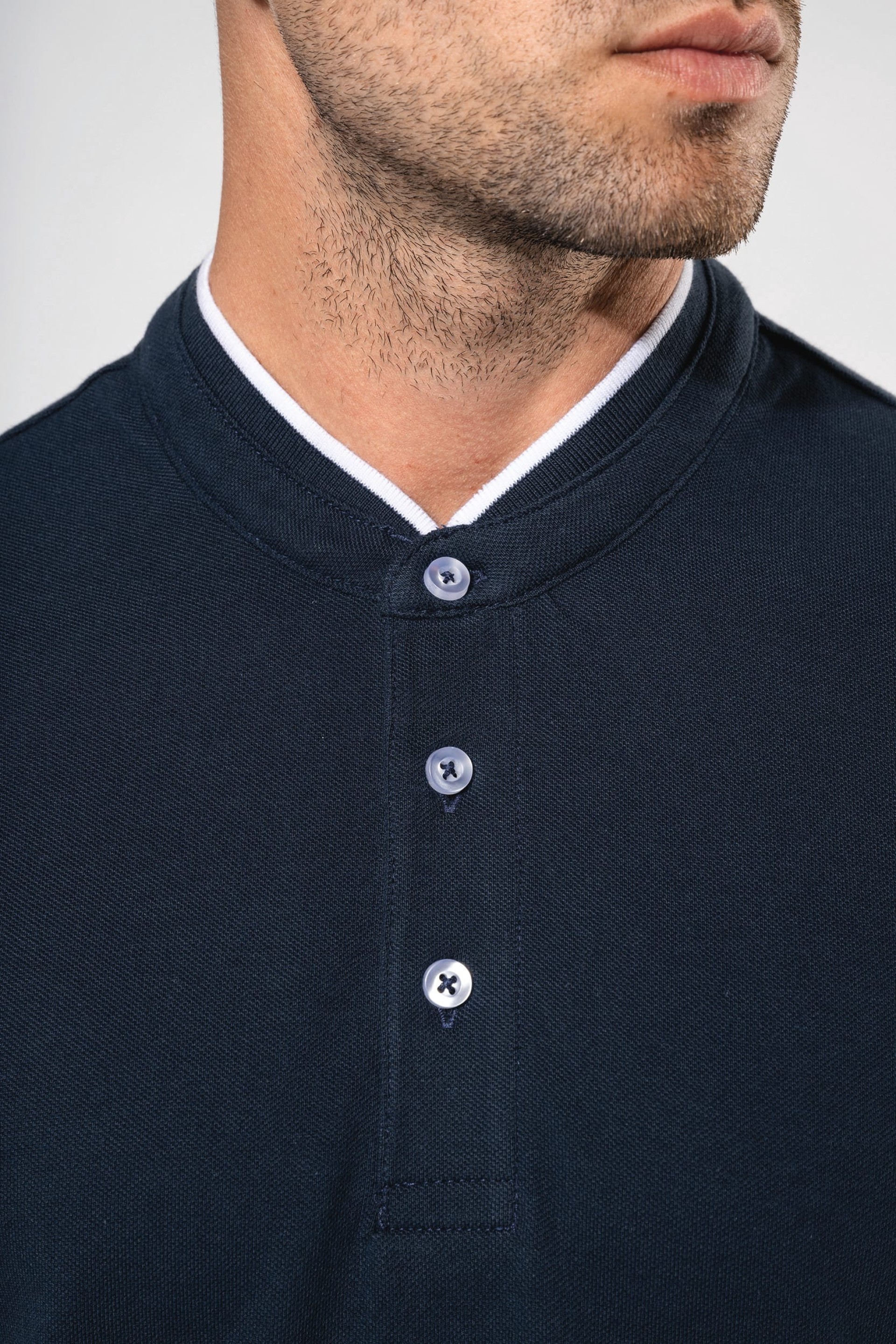 Polo com gola à padre de manga curta - K223