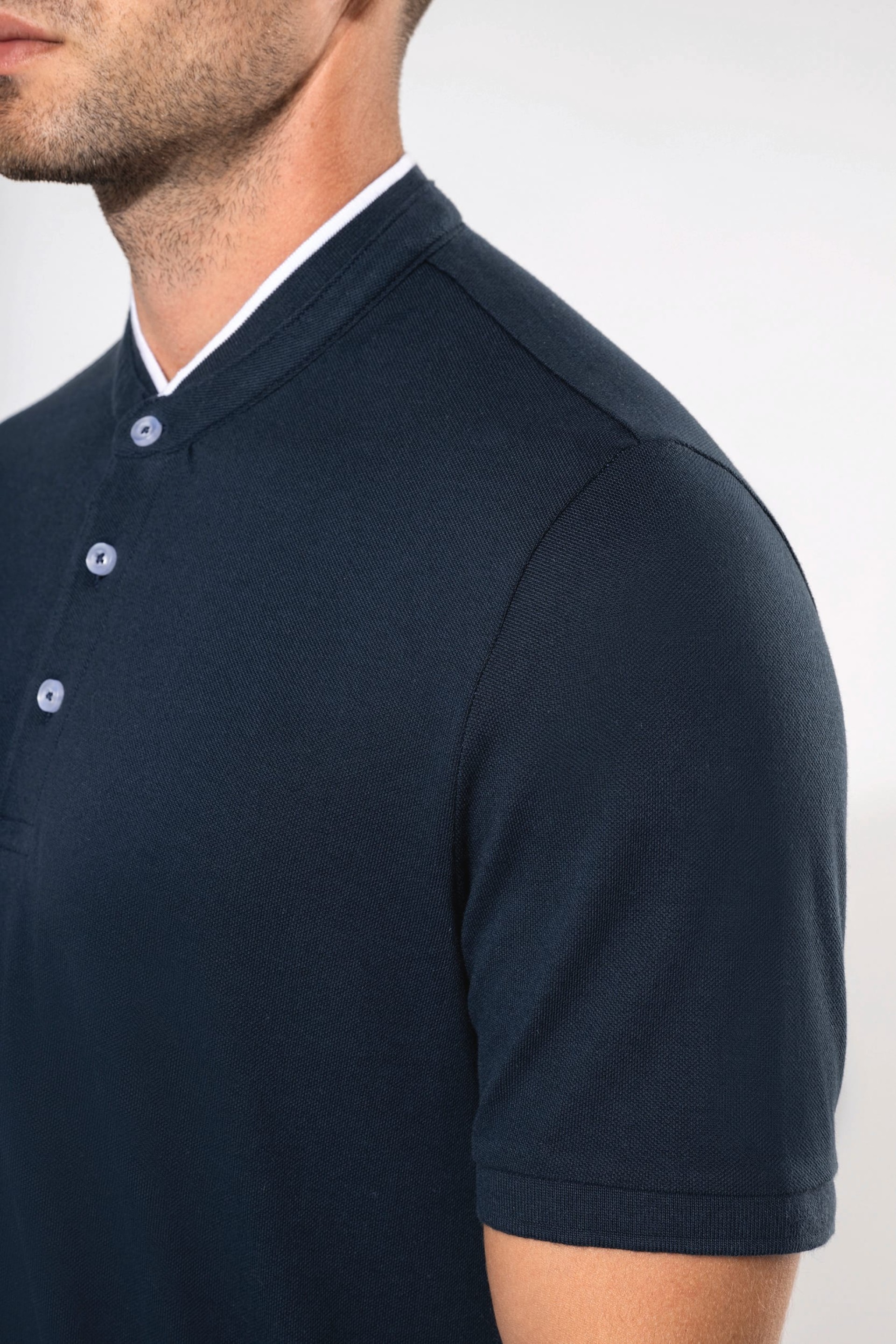 Polo com gola à padre de manga curta - K223