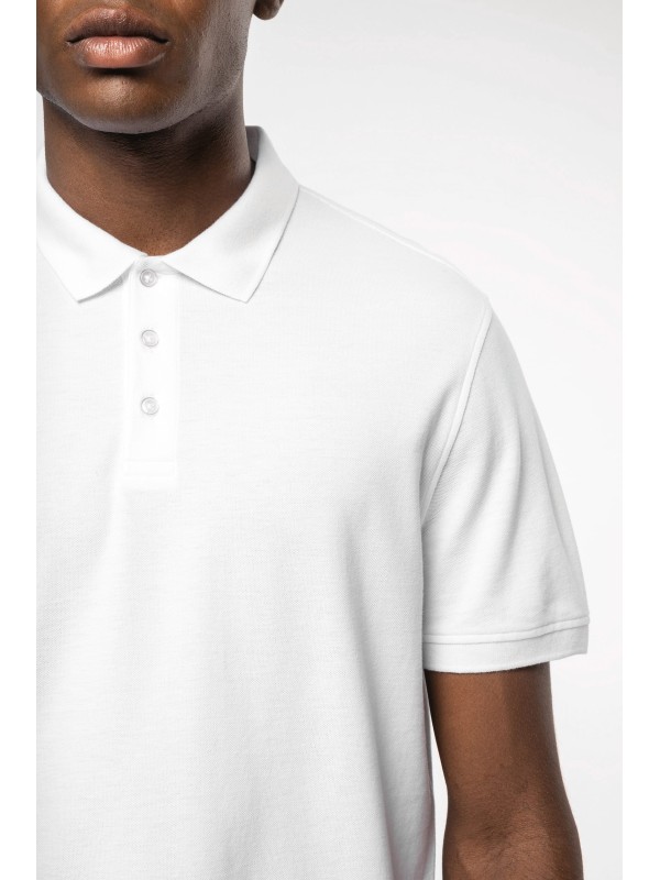 Polo em malha piqu manga curta