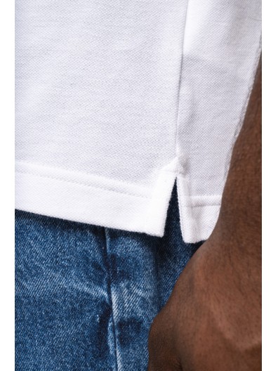 Polo em malha piqu manga curta