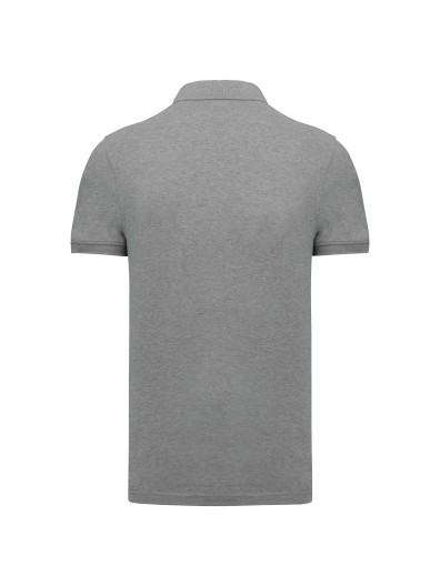 Polo em malha piqu manga curta