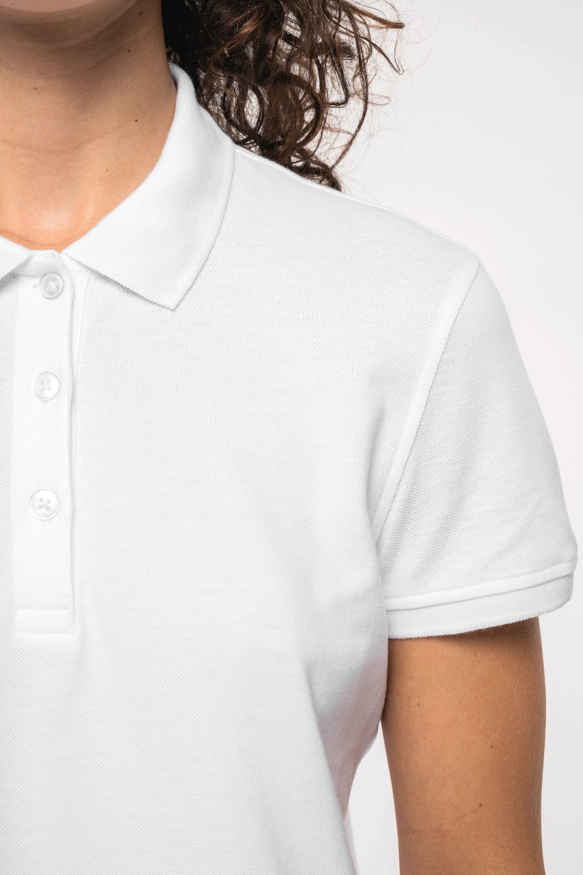 Polo malha piqué manga curta