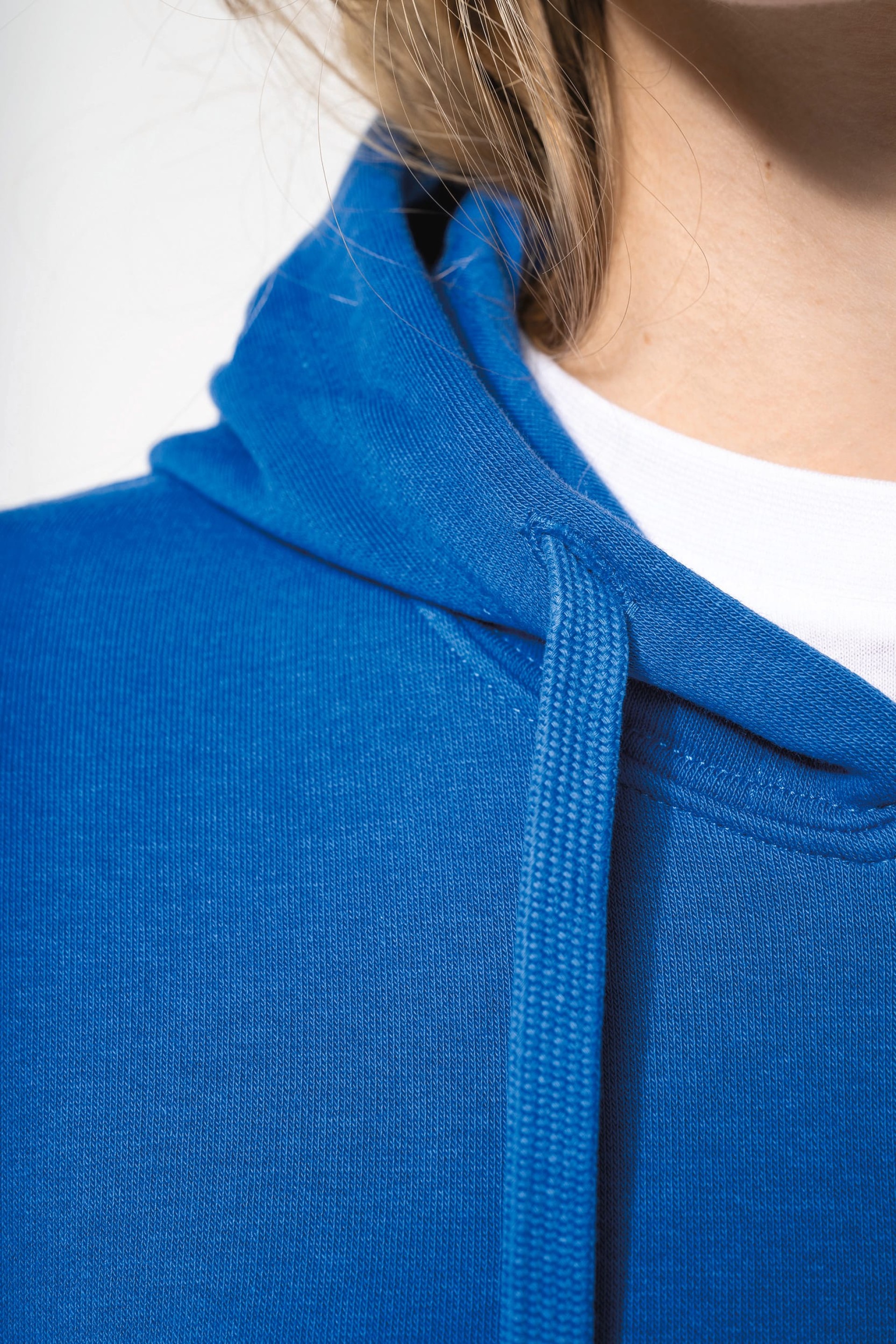 Sweatshirt eco-responsável com capuz e fecho - K4031