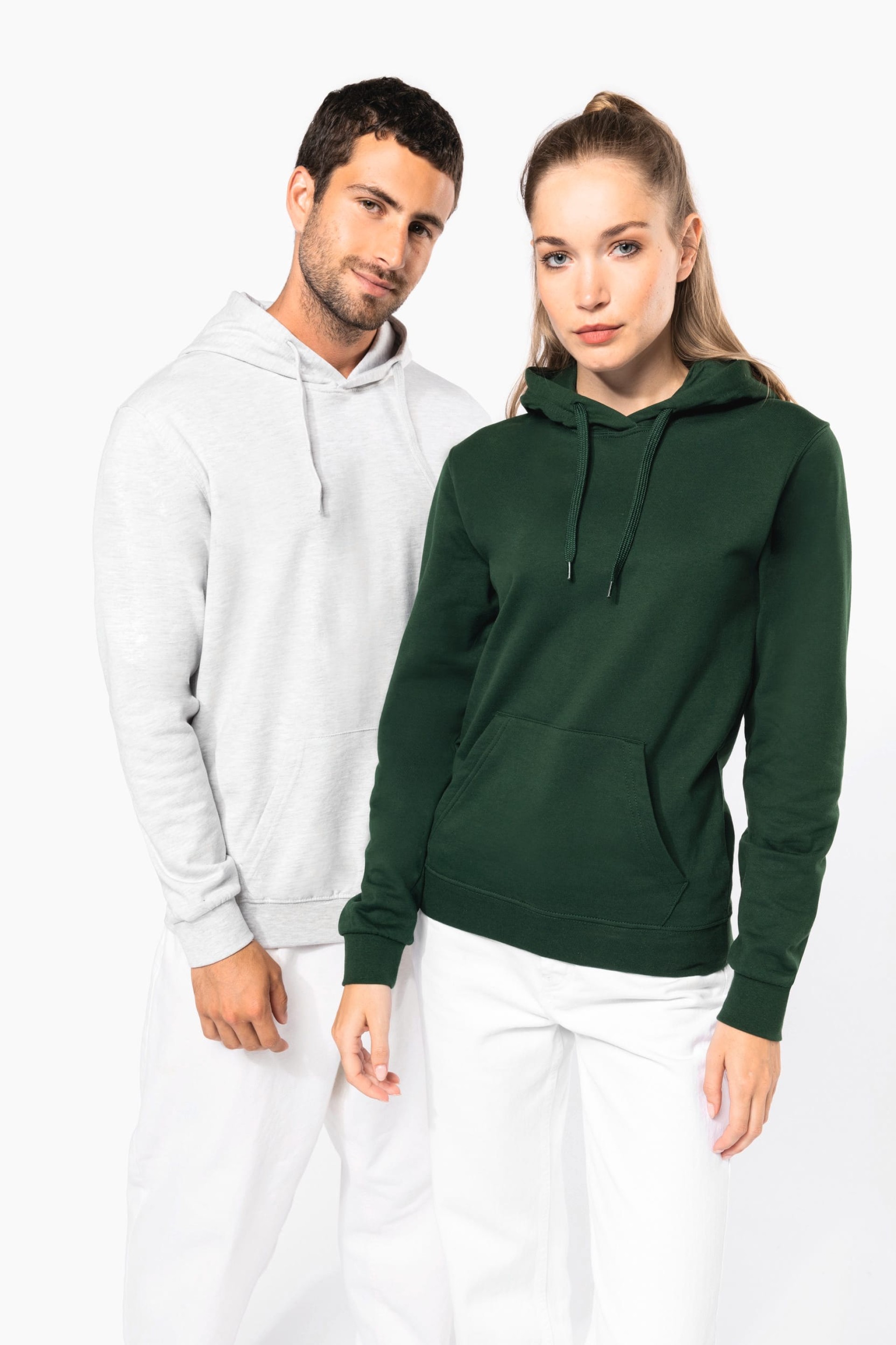 Sweatshirt reciclada com capuz unissexo - K4041