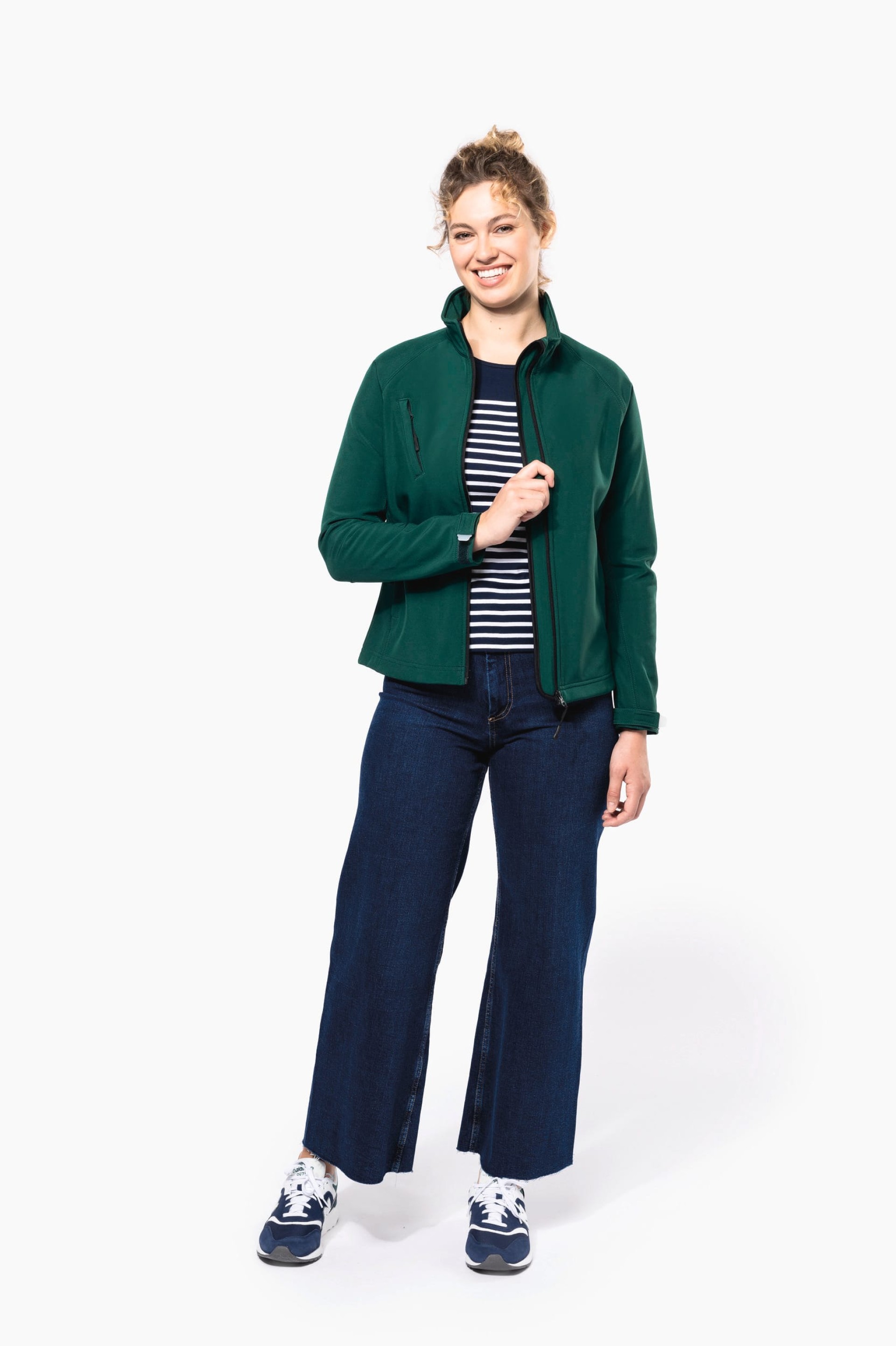 Blusão softshell com capuz amovível - K414