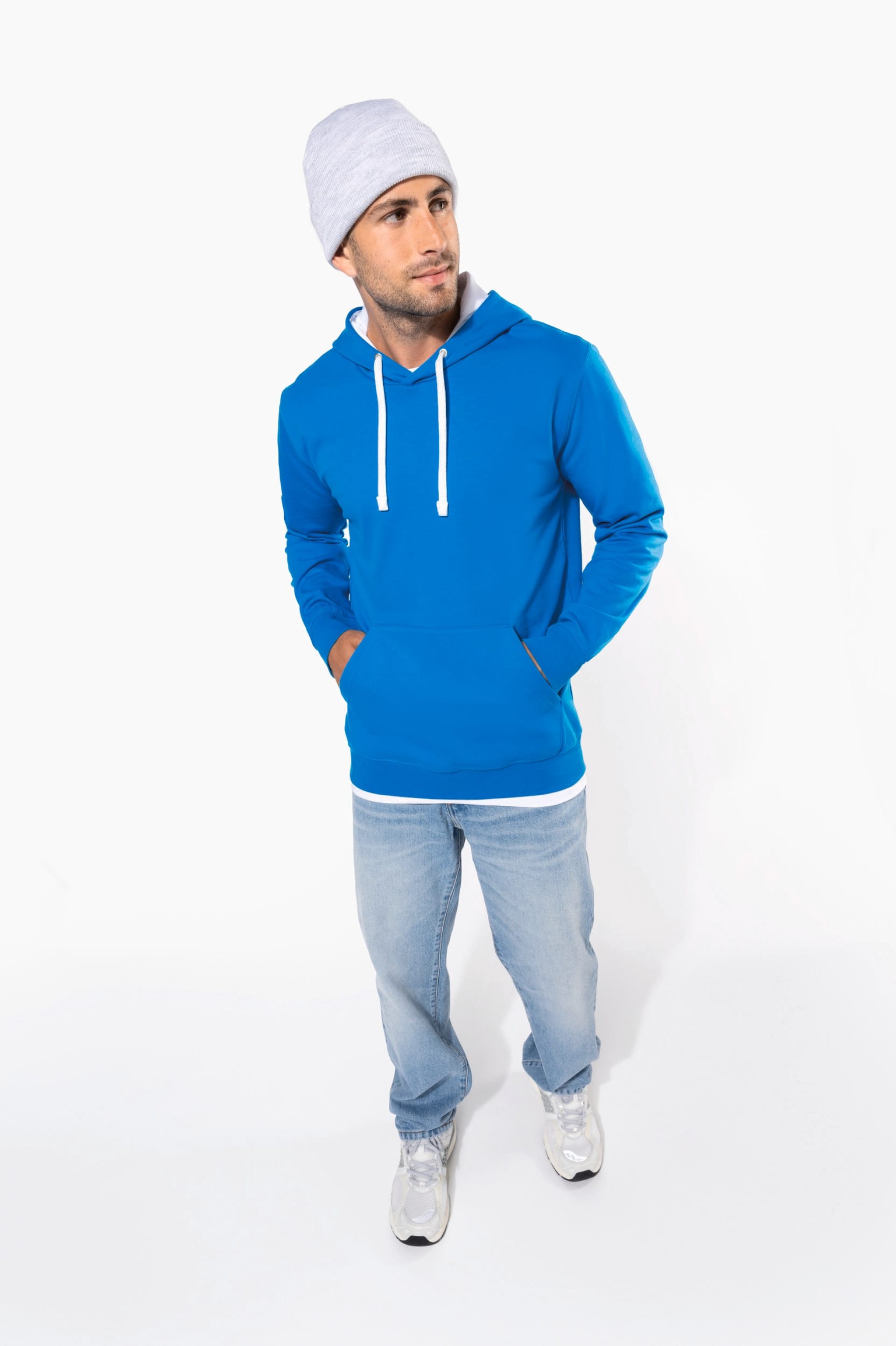 Sweatshirt com capuz em contraste - K446