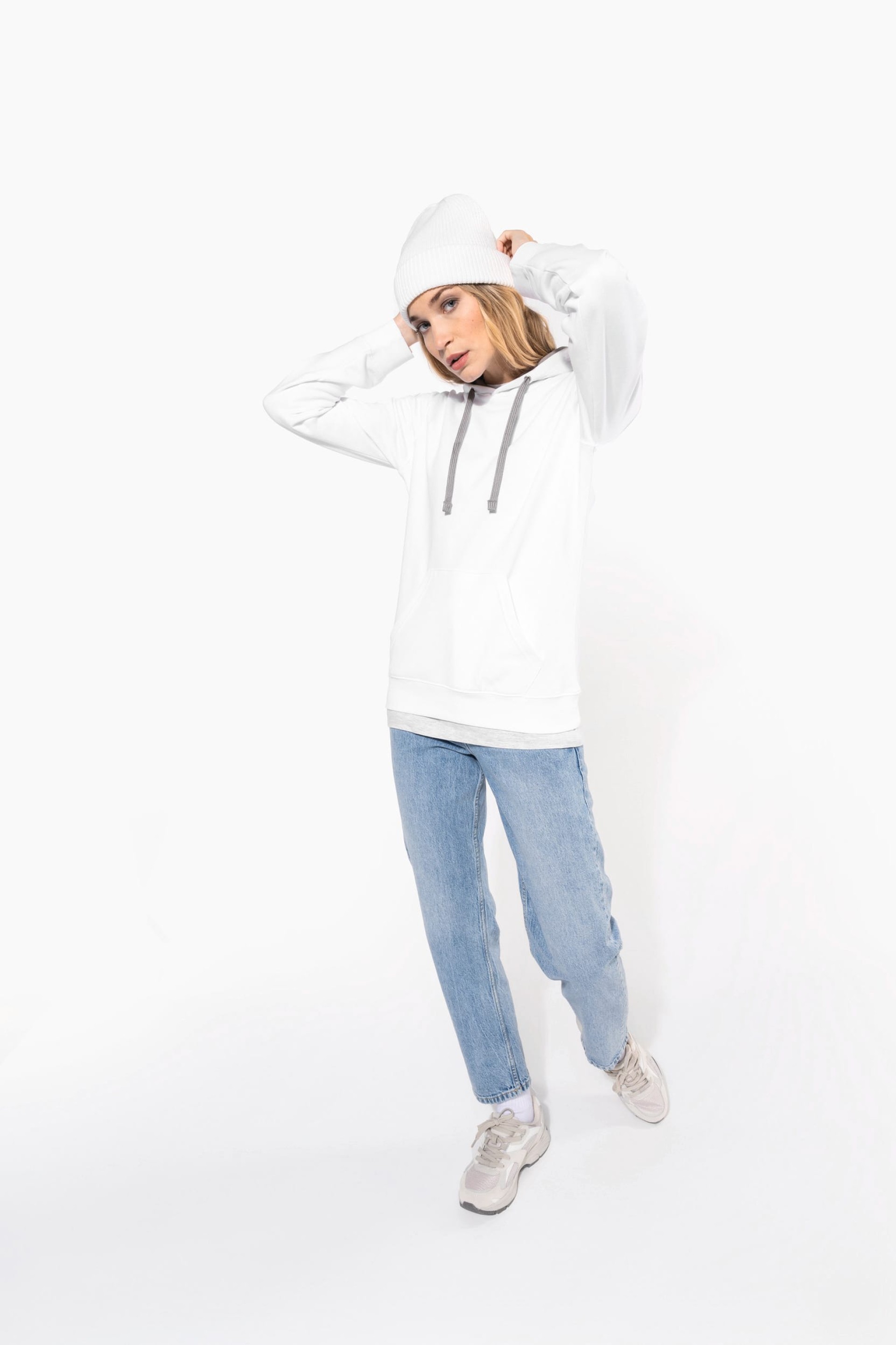 Sweatshirt Senhora com capuz em contraste - K465