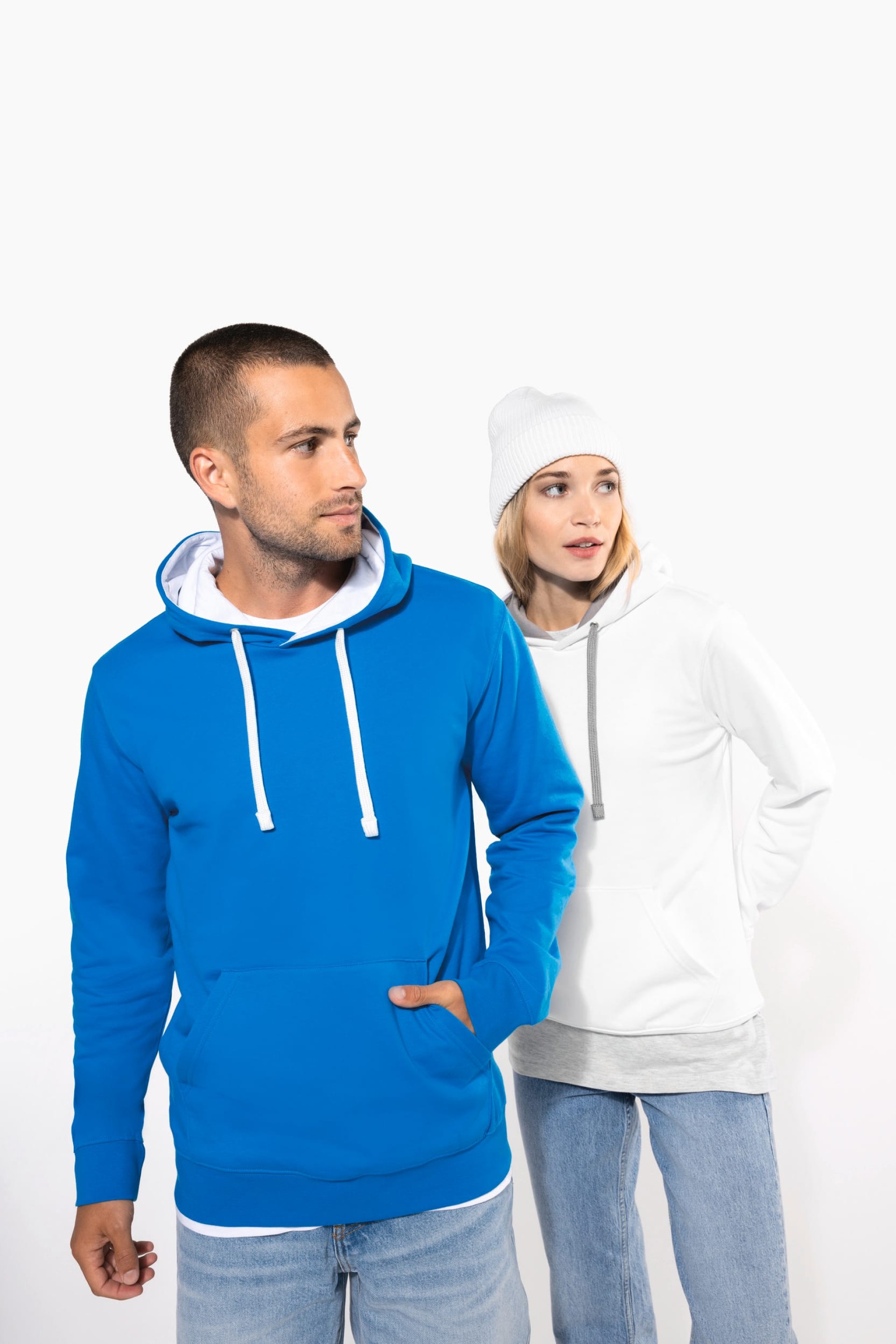 Sweatshirt Senhora com capuz em contraste - K465