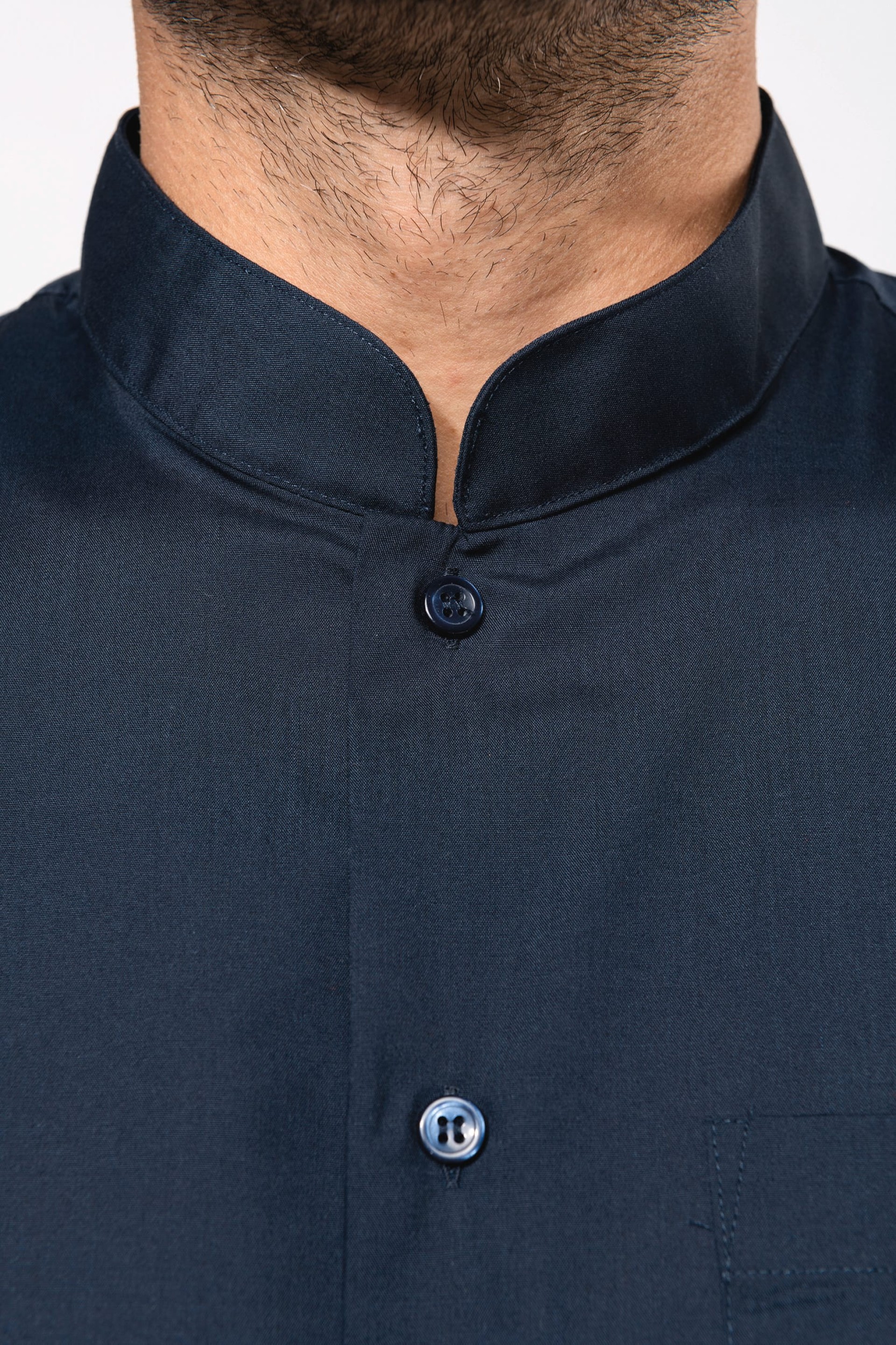 Camisa com gola à padre de manga comprida - K515C