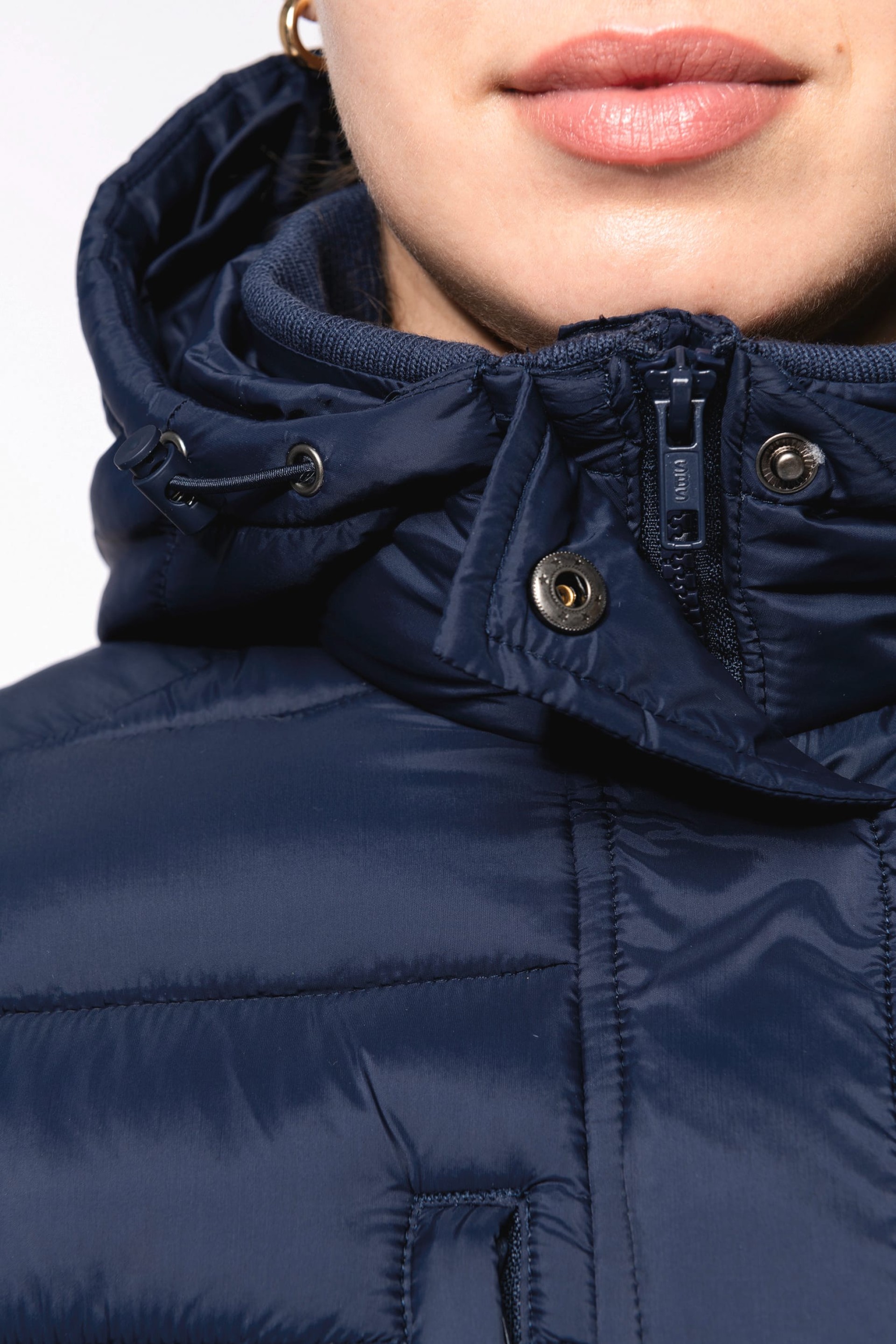 Blusão acolchoado leve com capuz - K6129