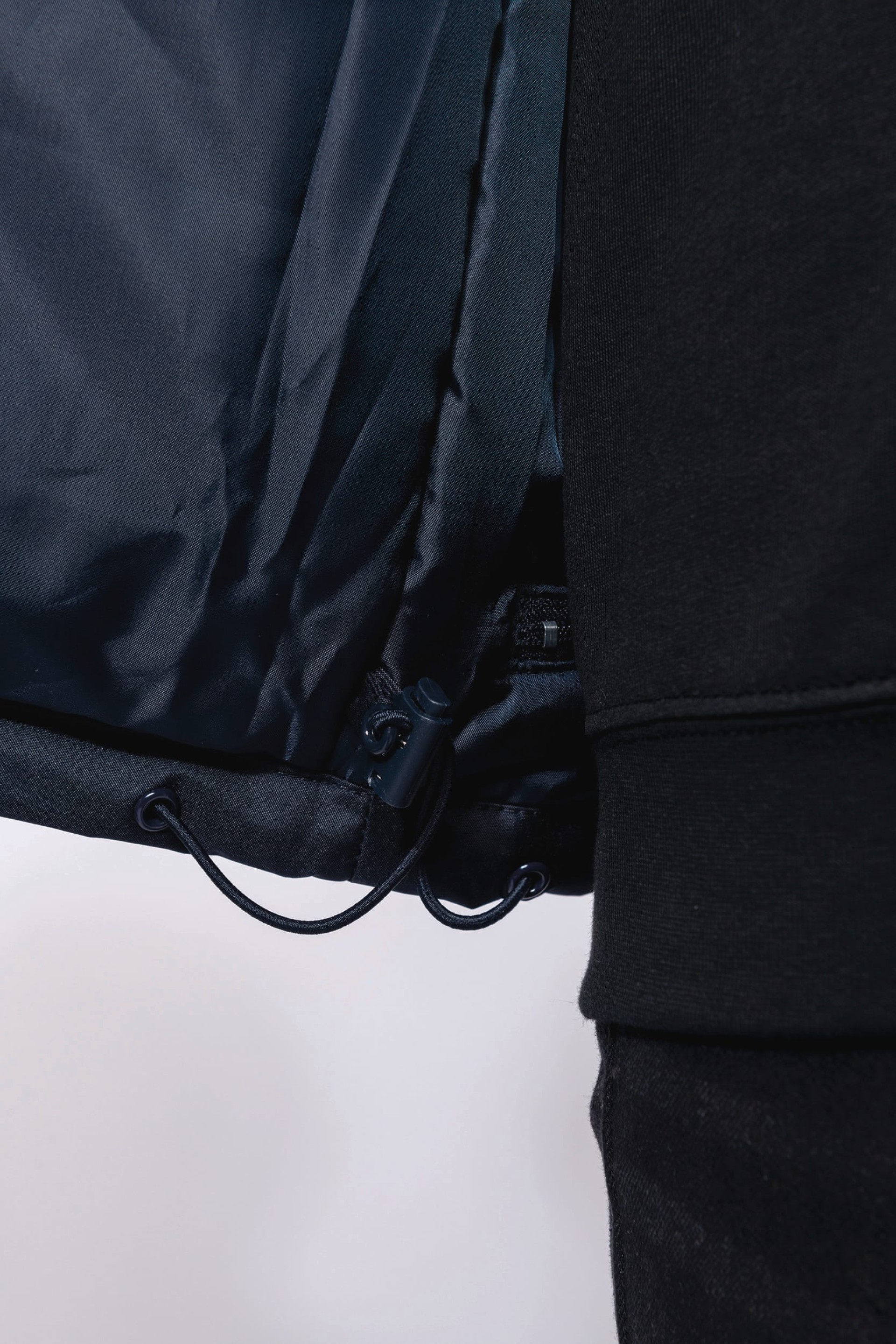 Blusão com mangas amovíveis - K693