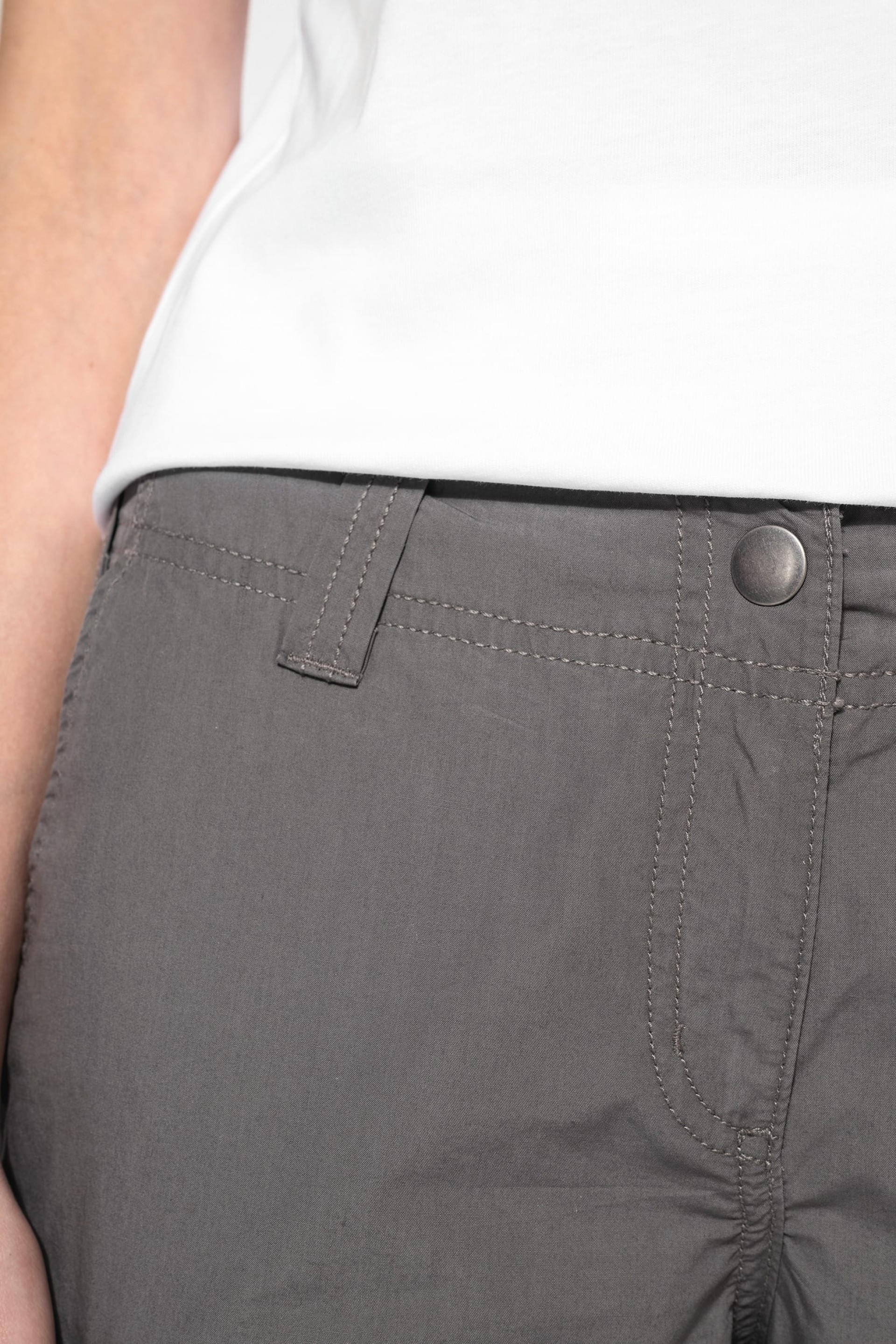 Calças leves multibolsos - K746