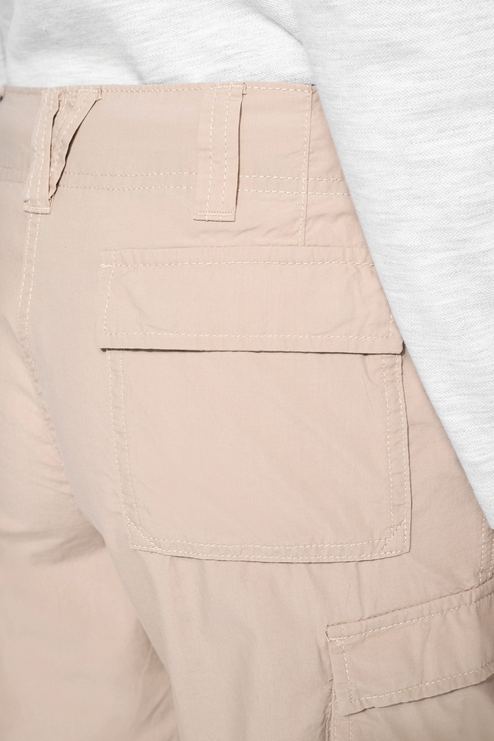 Bermuda leve multibolsos - K756