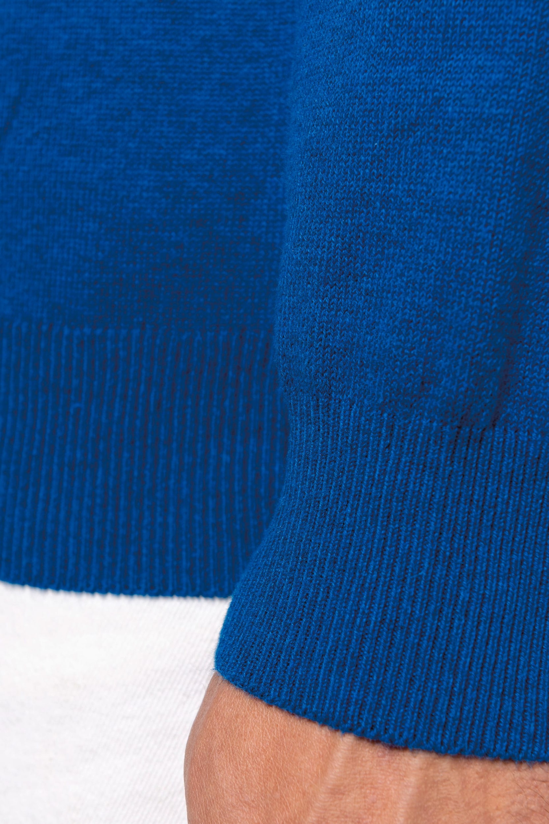 Pullover premium com decote V - K982