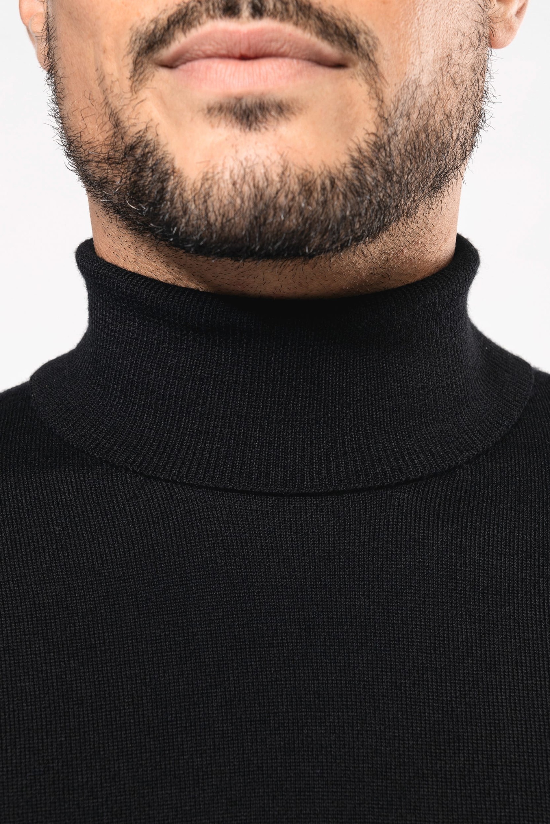 Camisola de gola alta em lã Merino - PK912