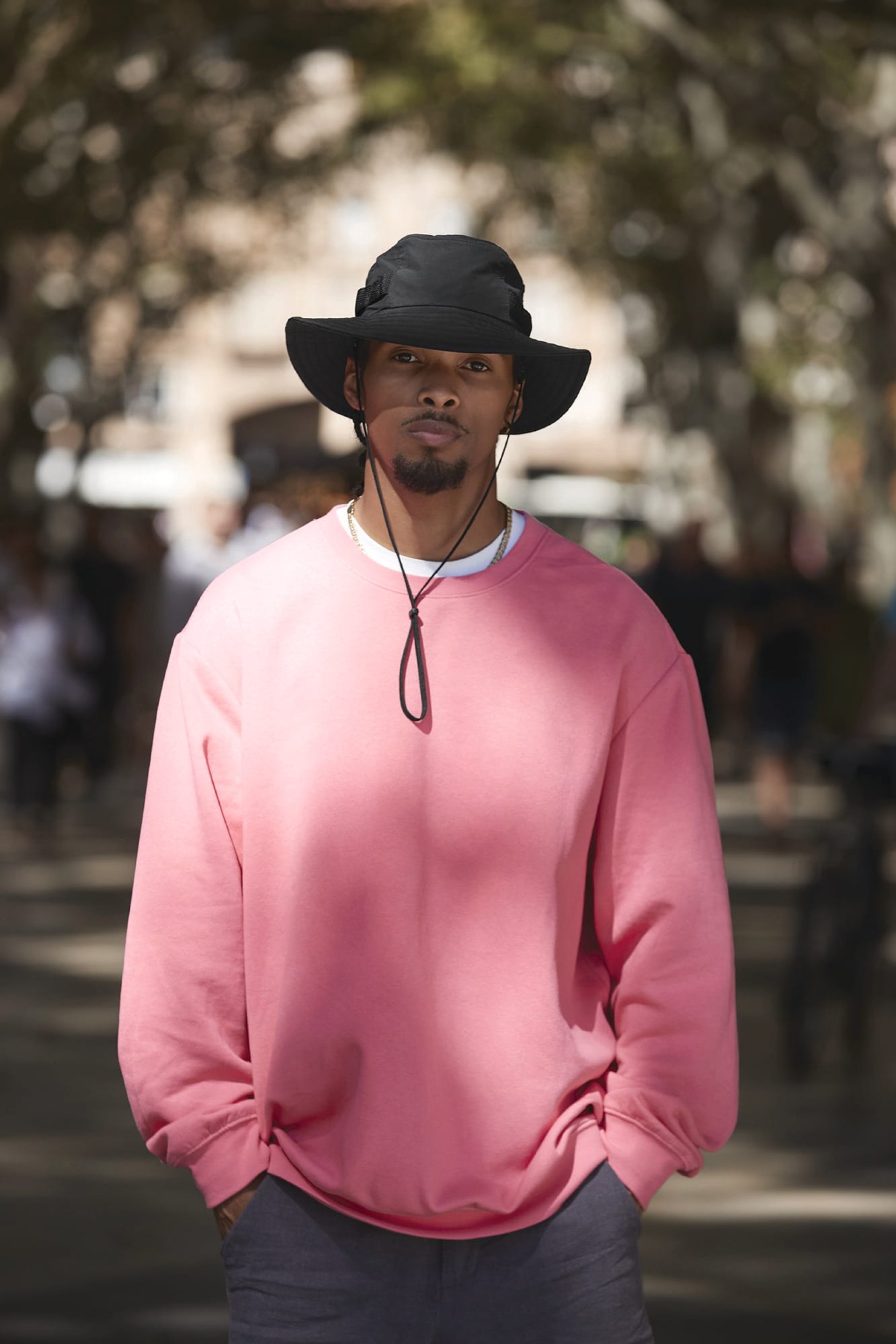 Chapéu de aventura ao ar livre