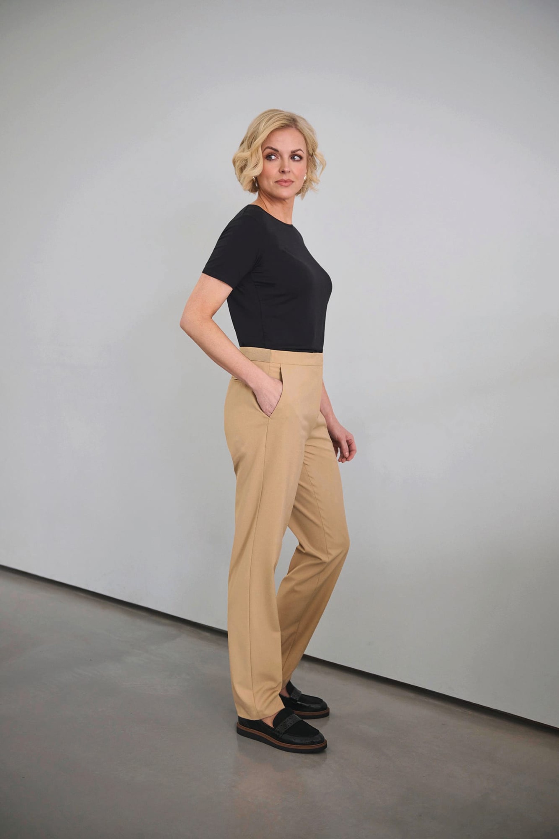 Calça de senhora corte slim - BT2392