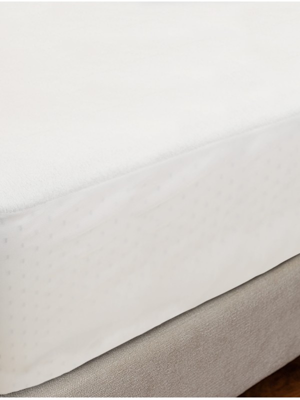 Resguardo com saiote microfibra LINHA HOTEL